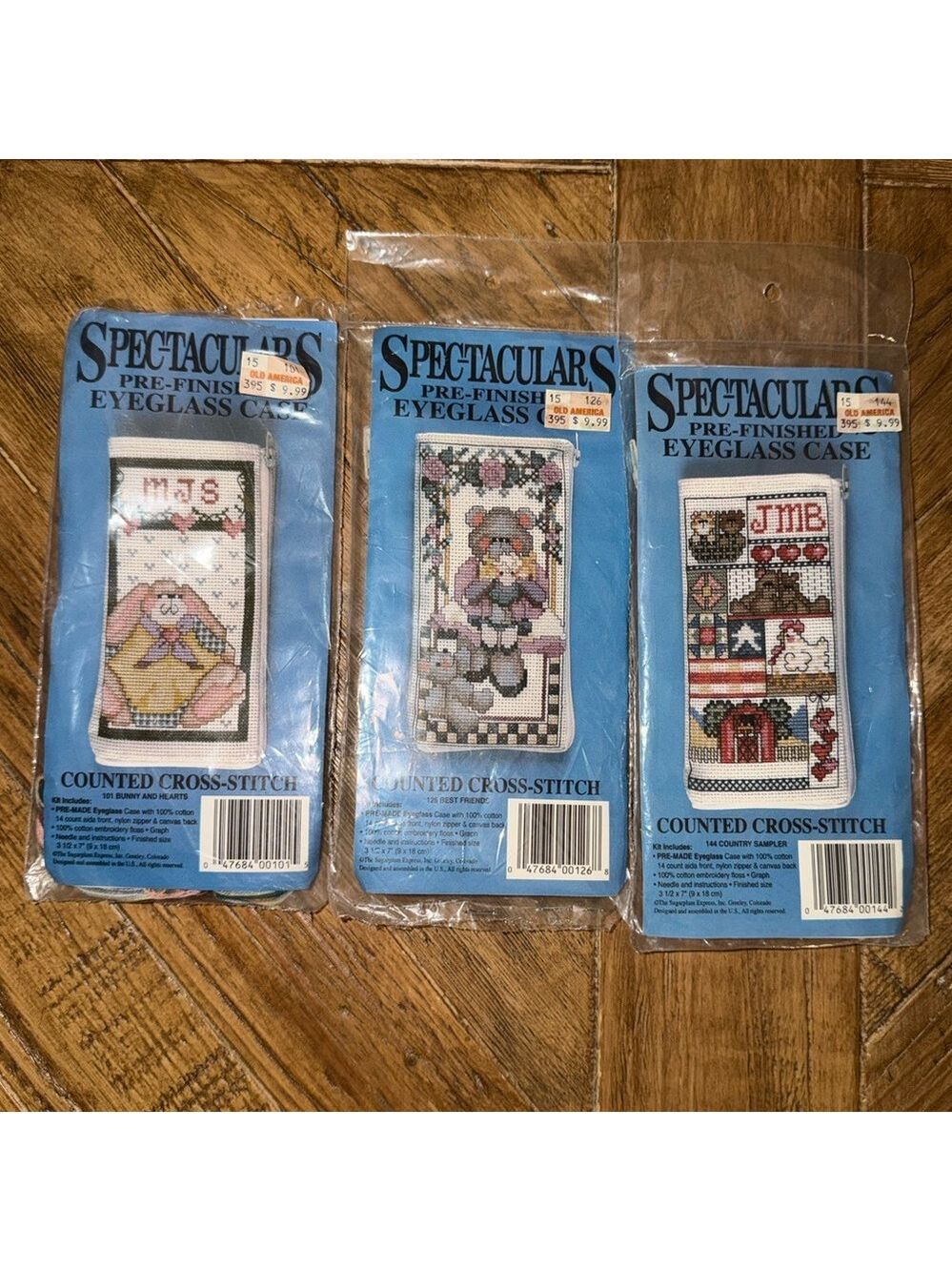 Set of 3 Spectaculars eyeglass case cross stitch kits - all new/unused‎ (1 open)